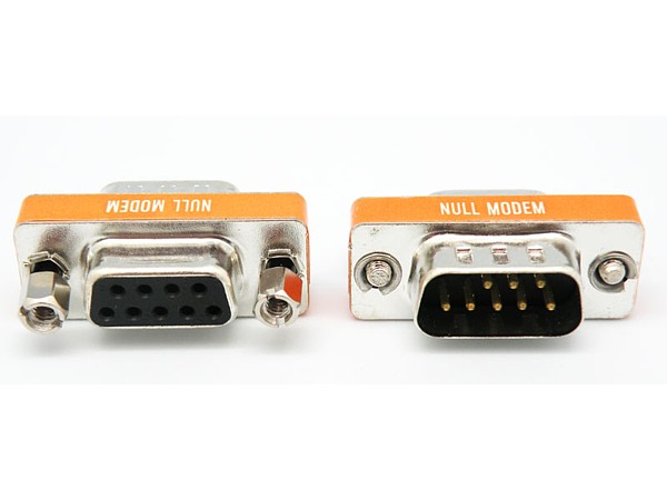 Adaptador Null Modem DB9 Macho/DB9 Hembra